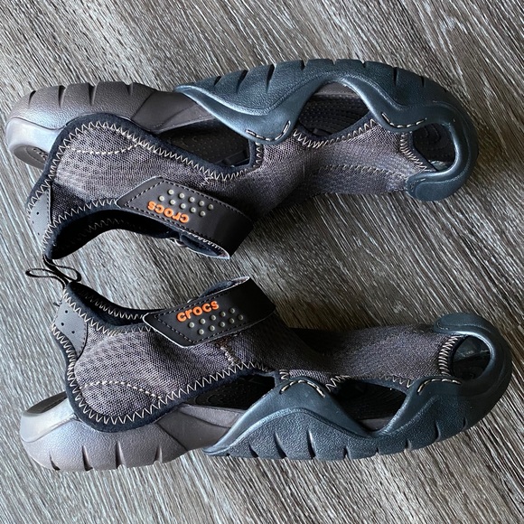 crocs men's swiftwater mesh sandal